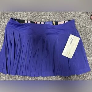 Lulu lemon pleat to street skirt II